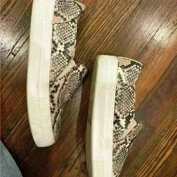 Kate Spade slip on Leather Loafers size 7.5 - Picture 3 of 5